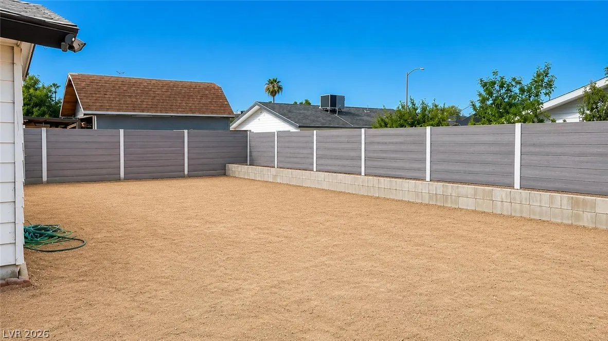 4080 Studio Street — photo 2 of 13