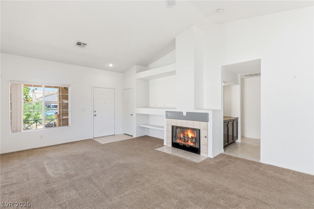 134 Windy Creek Avenue — photo 5