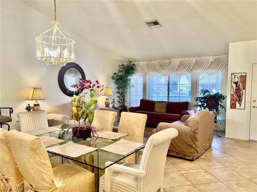 2404 Floyd Court — photo 5