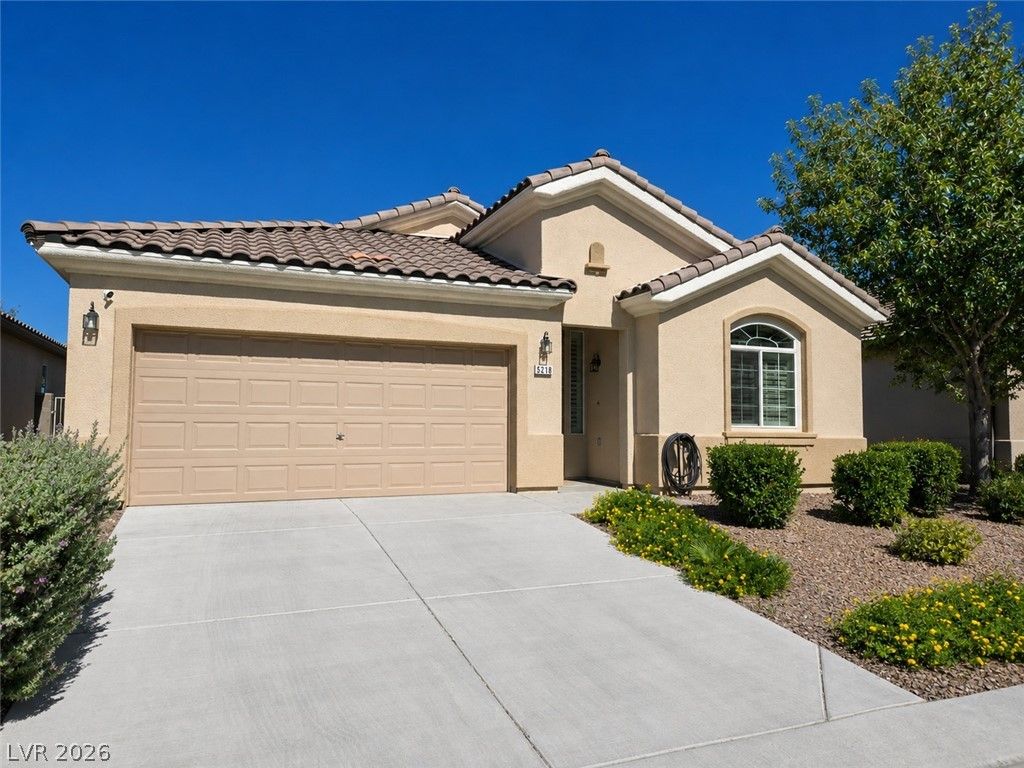 5218 Blue Gum Court — photo 1