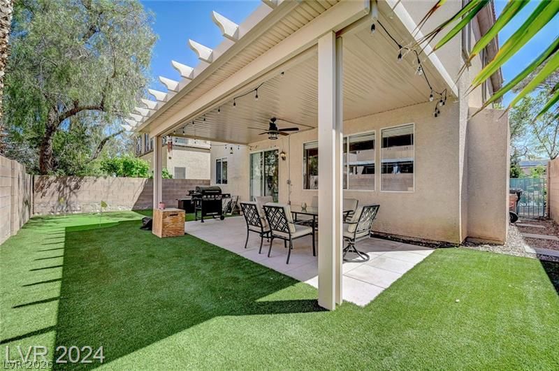 10914 Esta Ponia Court — photo 3