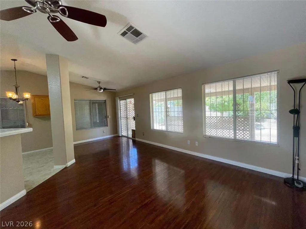 3500 Redwood Ridge Way — photo 3 of 13