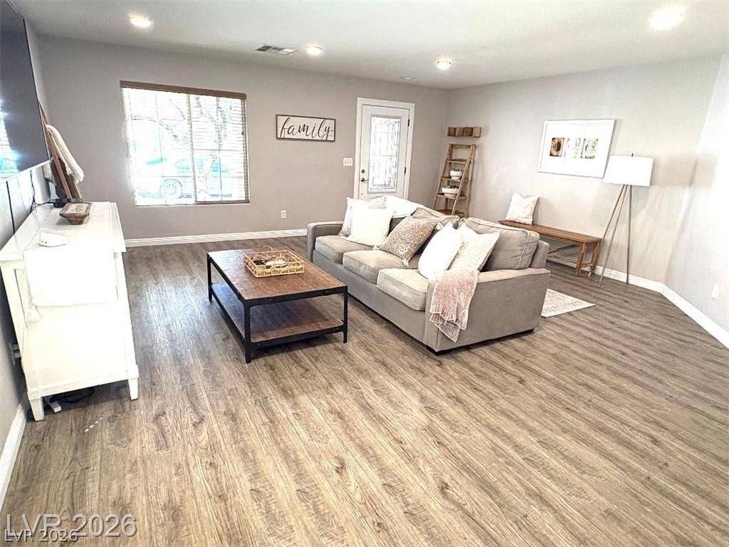 8328 Blazing Sky Court — photo 4