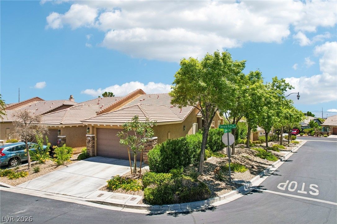 11277 Emerald Pine Lane — photo 3