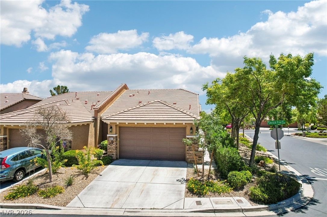 11277 Emerald Pine Lane — photo 4