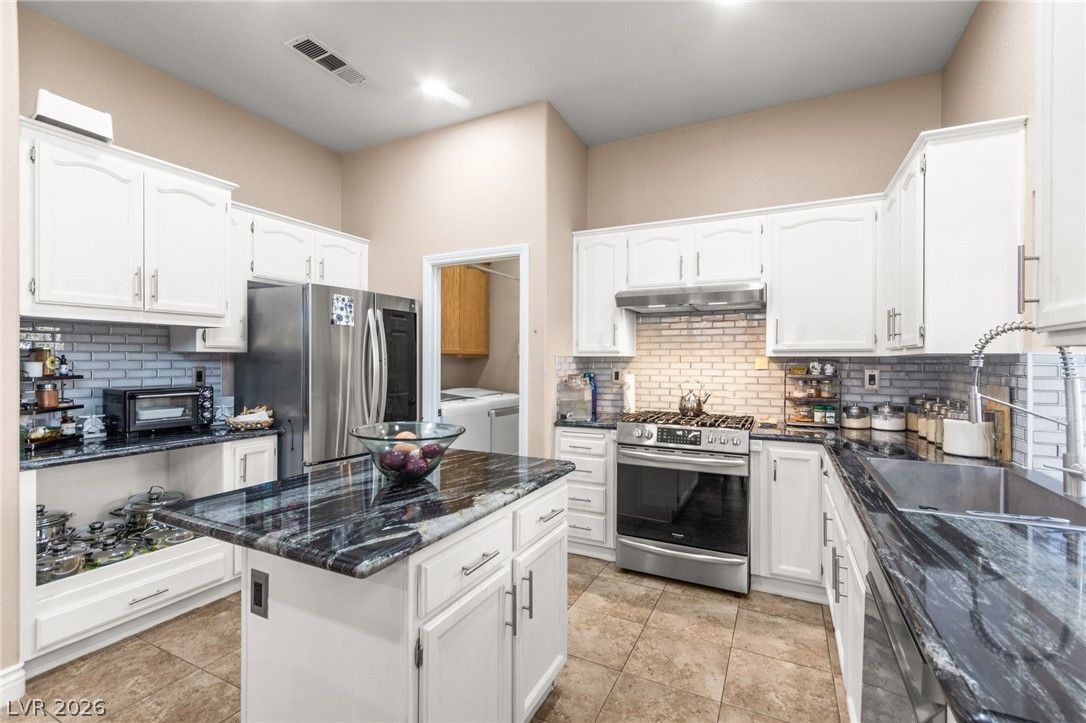 9229 Spruce Mountain Way — photo 3