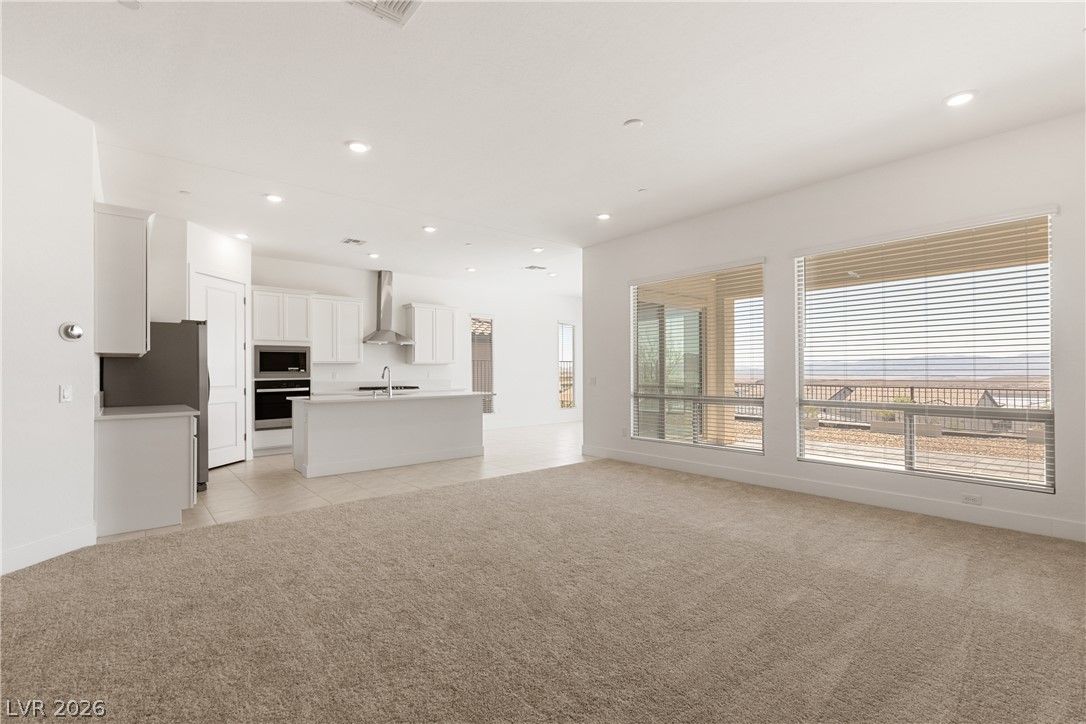90 Crimson Stone Court — photo 2