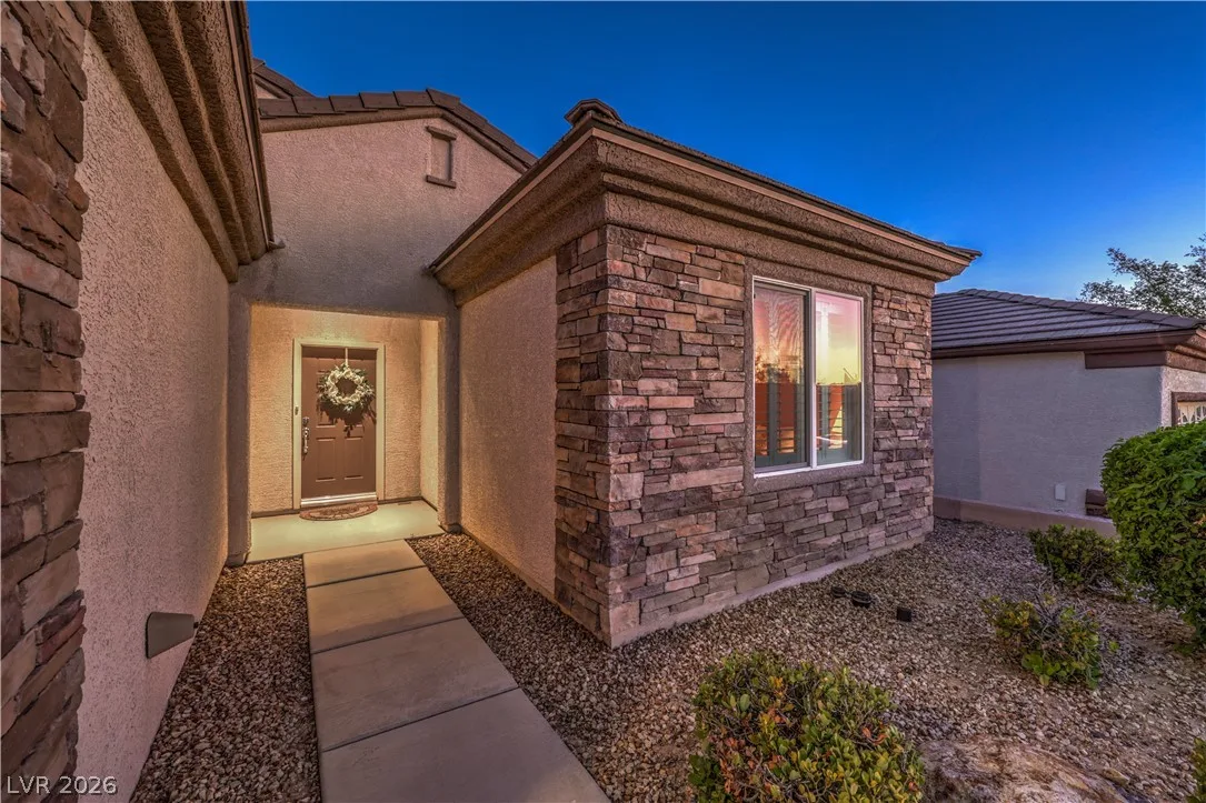2489 Penumbra Drive — photo 3