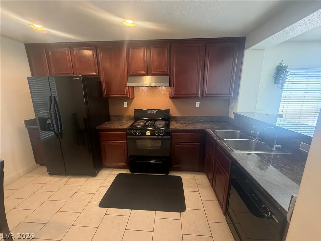 6131 Windmill Island Avenue — photo 3