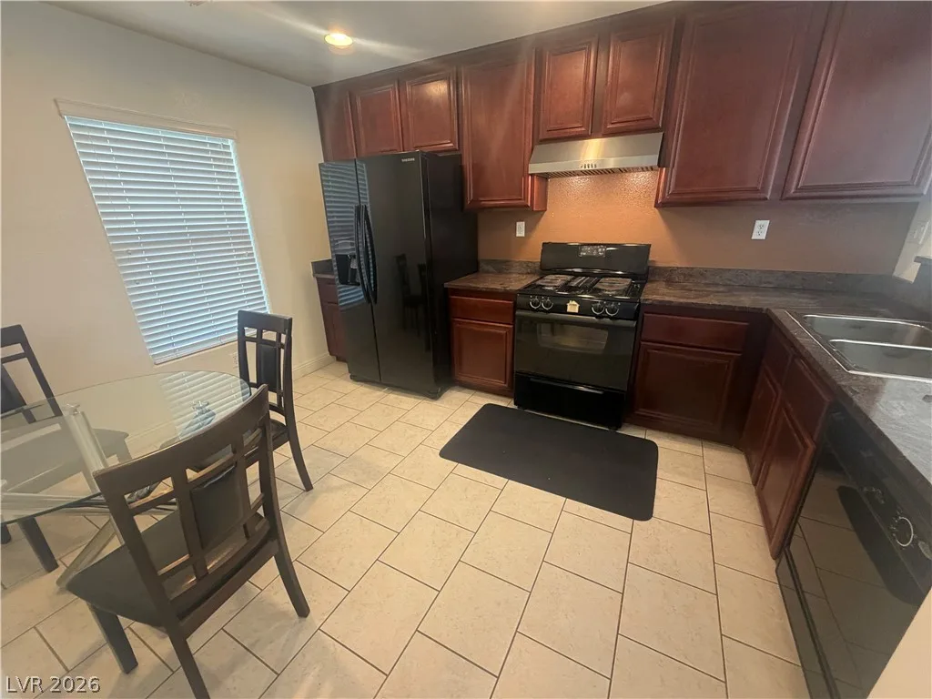 6131 Windmill Island Avenue — photo 4