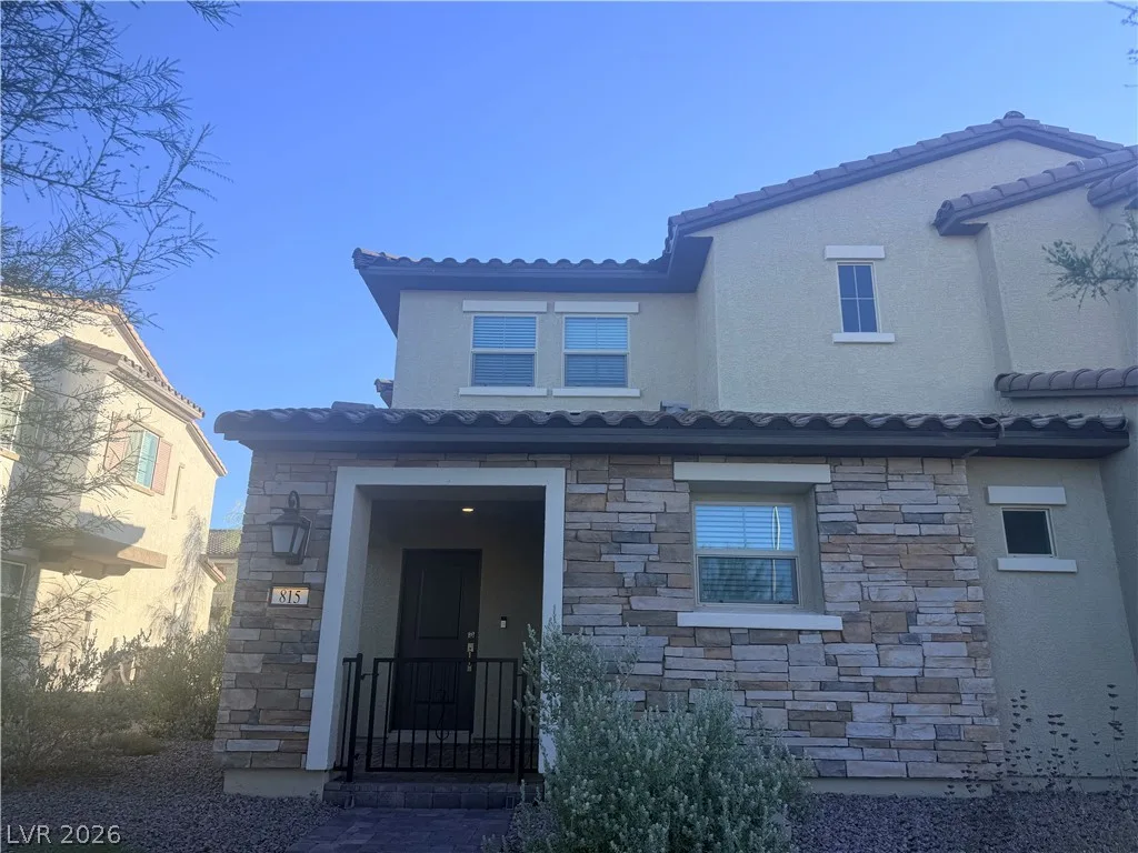 815 Watford Place — photo 2