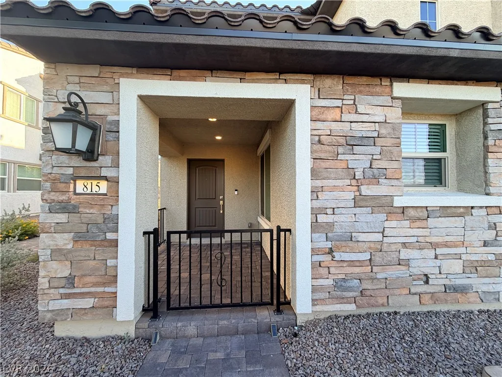 815 Watford Place — photo 3
