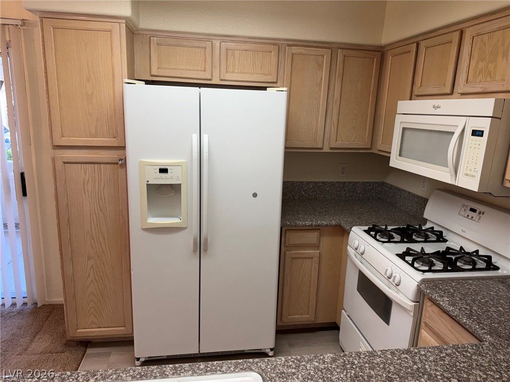 5259 Caspian Springs Drive 103 — photo 4