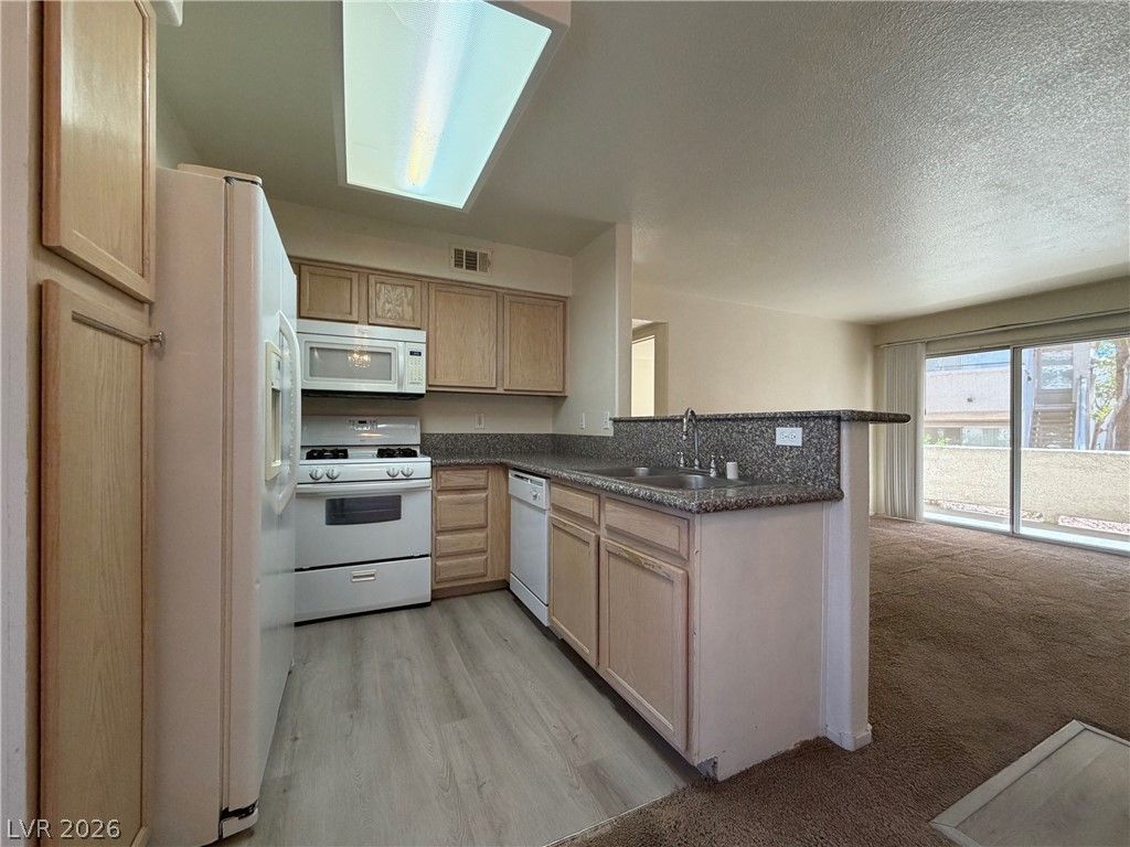 5259 Caspian Springs Drive 103 — photo 5