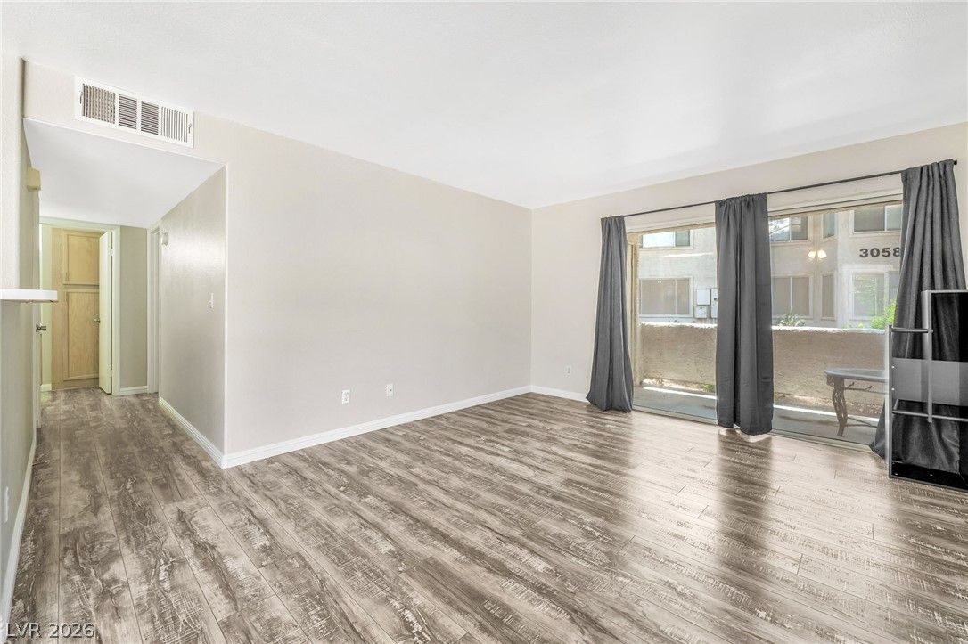 3060 Tarpon Drive 102 — photo 4 of 20