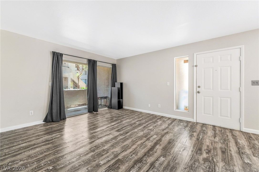 3060 Tarpon Drive 102 — photo 5 of 20