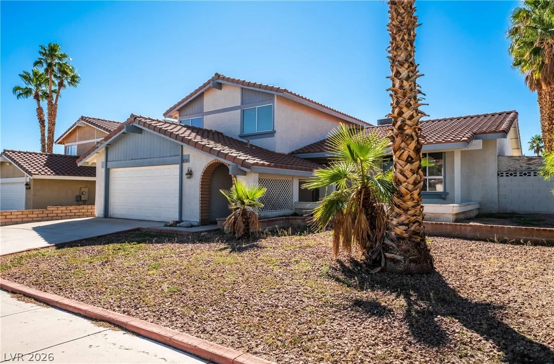 8705 Isola Drive — photo 3