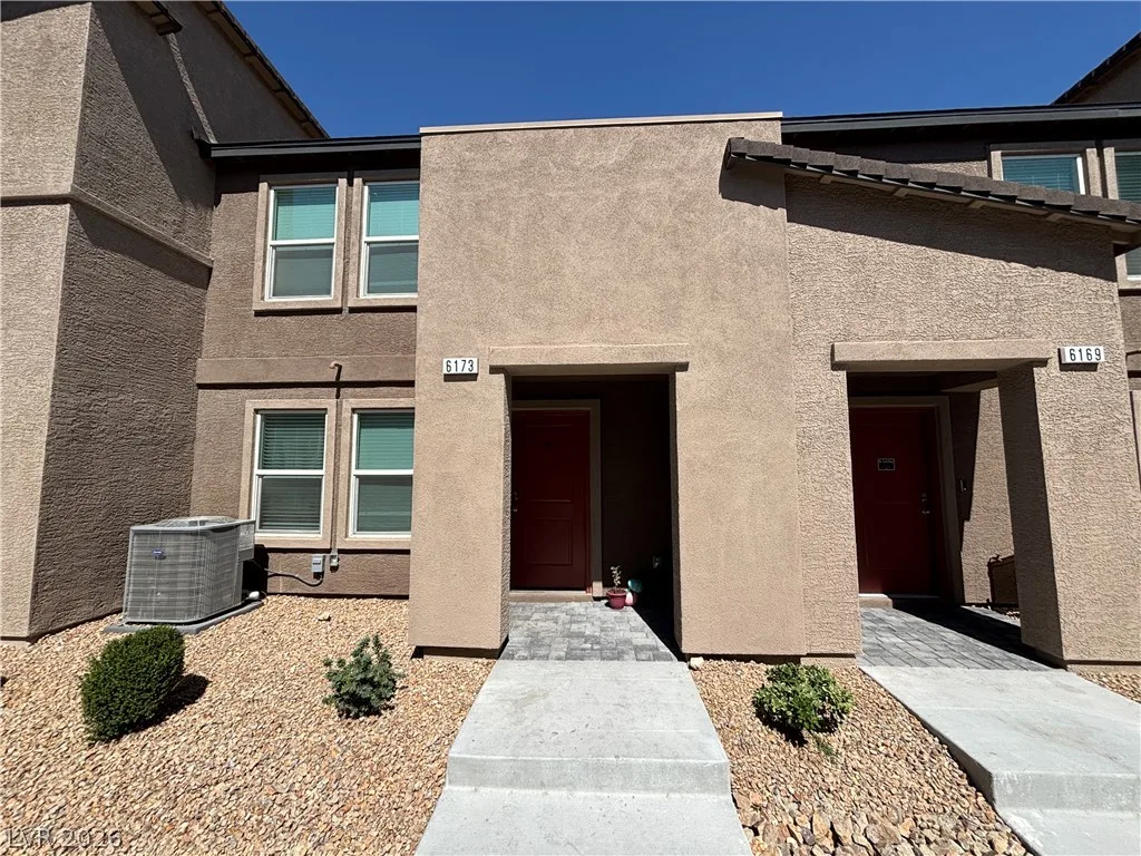 6173 Hibiscus Garden Street — photo 2