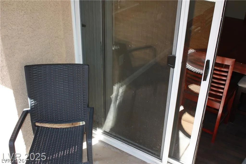 7660 West Eldorado Lane 232 — photo 3