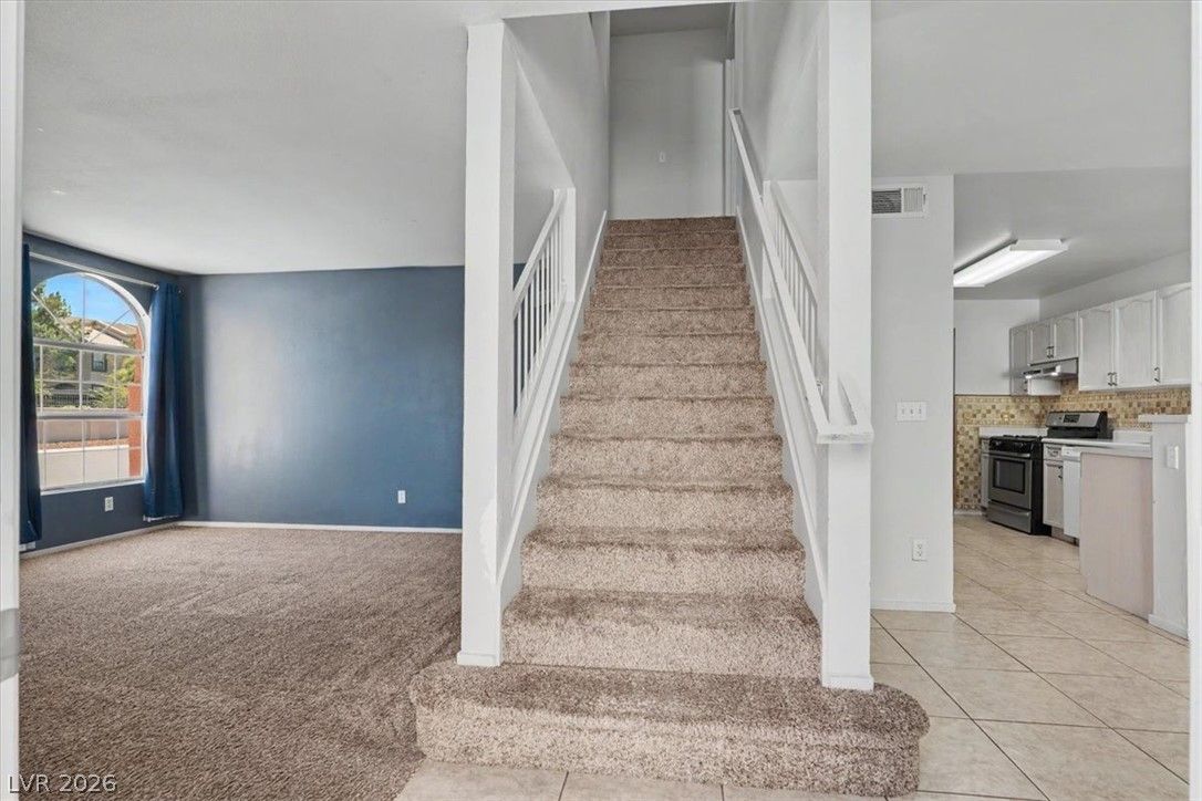 8440 Stoney Bluff Avenue — photo 5