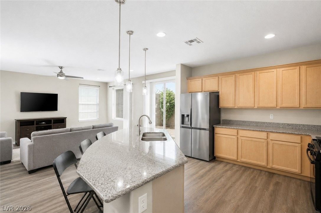 7730 Peace Lily Court — photo 3 of 31