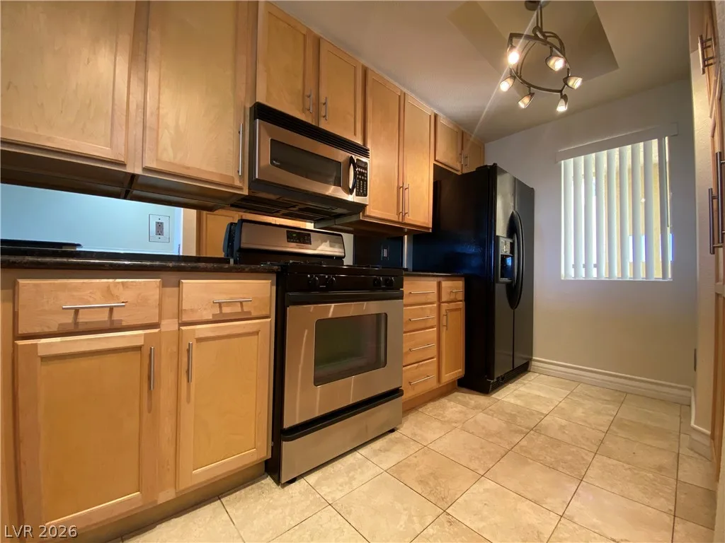 270 East Flamingo Road 215 — photo 4