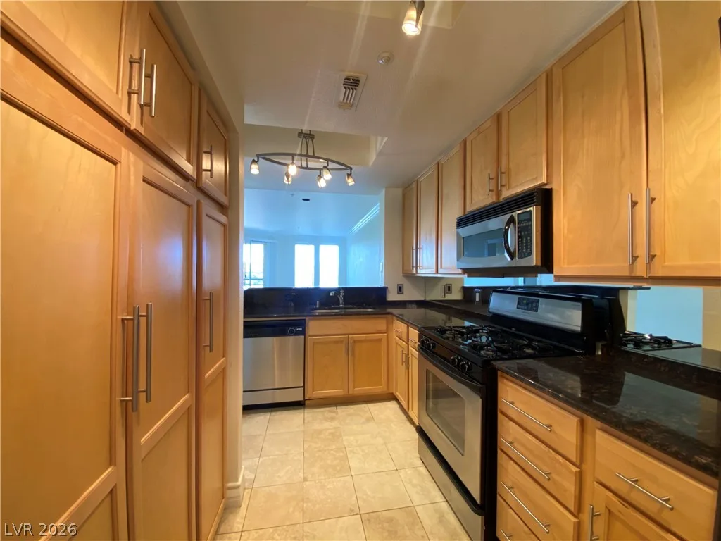 270 East Flamingo Road 215 — photo 5