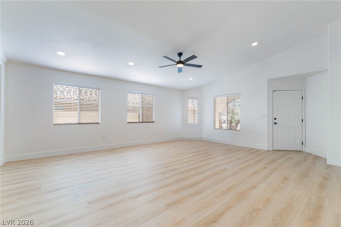 1760 Virgin Island Avenue — photo 5 of 34