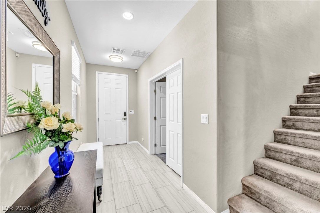 9627 Ashlynn Peak Court — photo 4