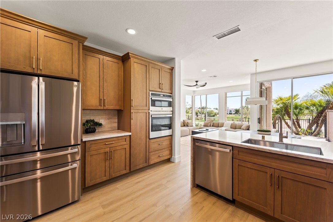 8921 Diamond Falls Drive — photo 5