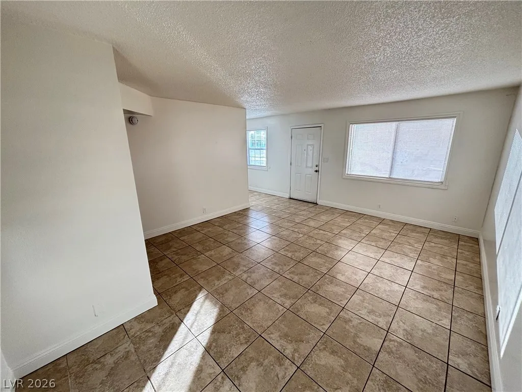 5132 Pebble Beach Boulevard B — photo 5