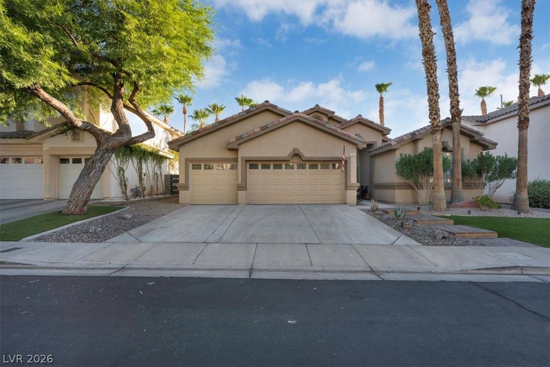 1323 Rolling Sunset Street — photo 4