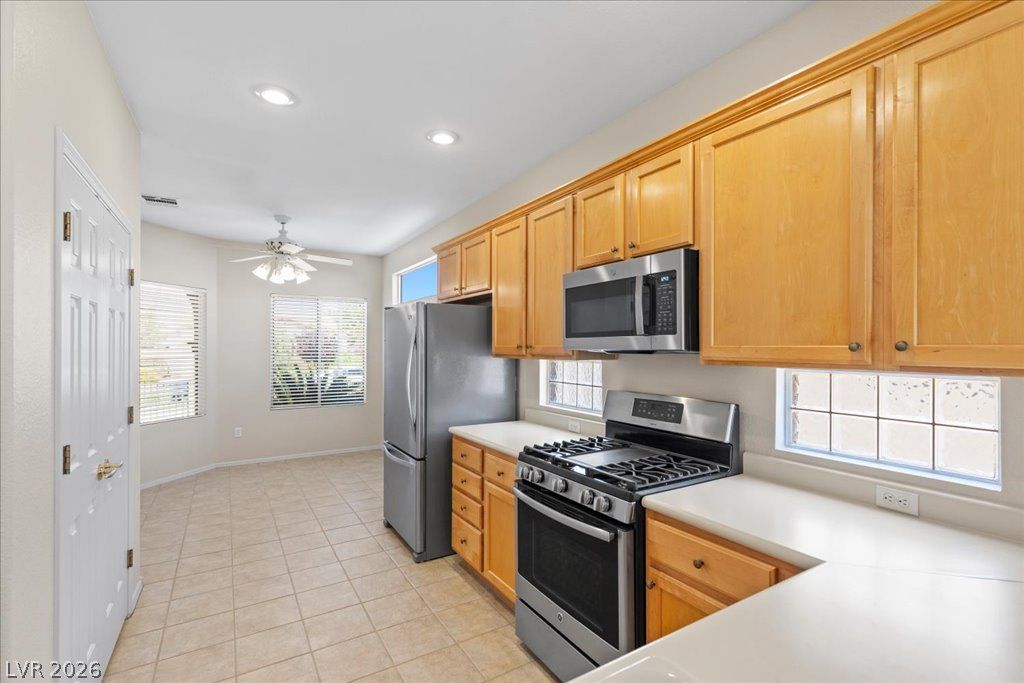2171 Tiger Links Drive — photo 2 of 41