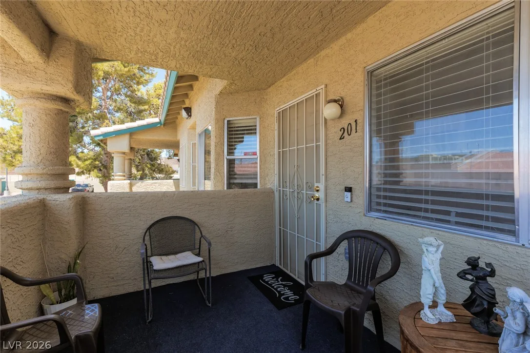 7604 Cromberg 201 — photo 2