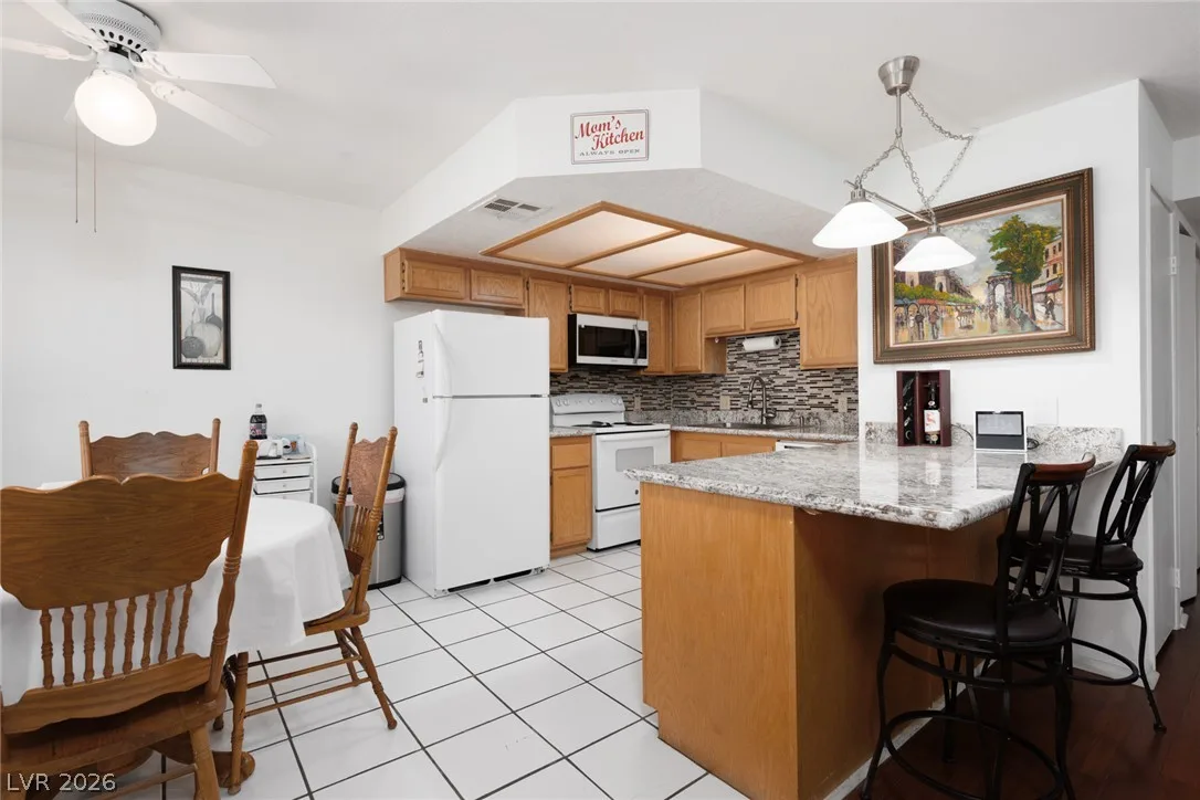 7604 Cromberg 201 — photo 5