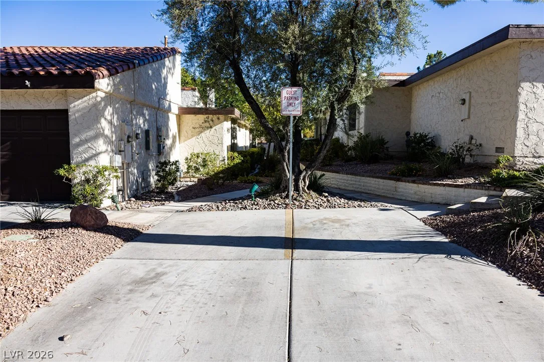 3065 Conquista Court — photo 2