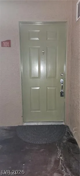 2121 BLUE BREEZE Drive 101 — photo 2