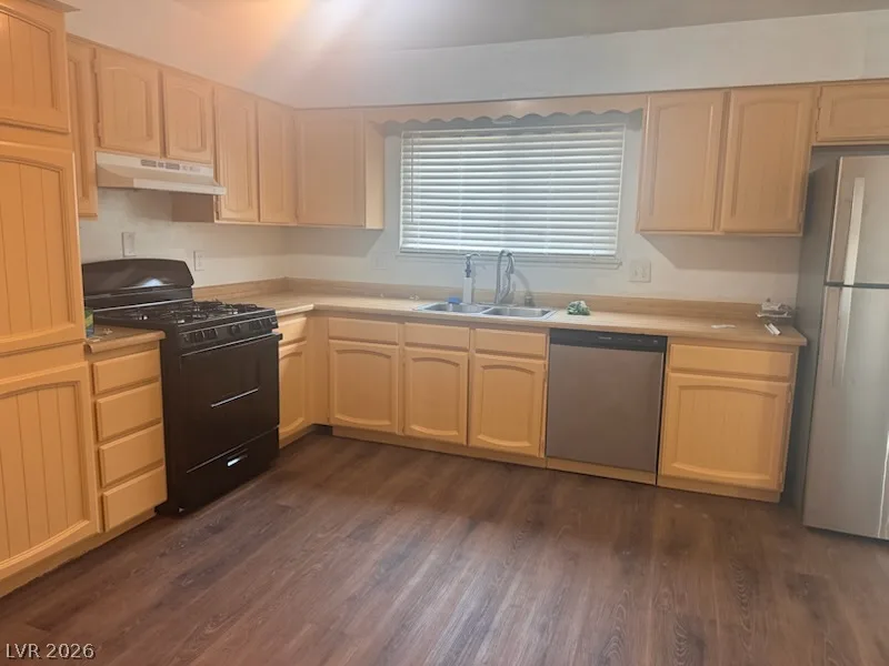3001 King Midas Way — photo 5