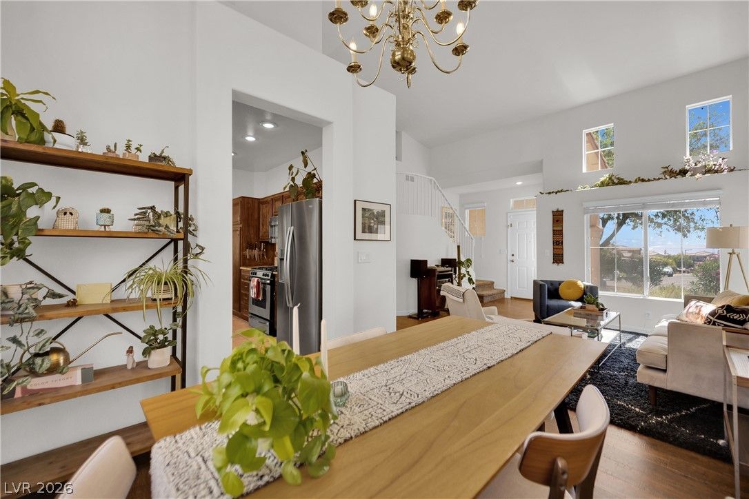 1813 Drifters Peak Street — photo 2