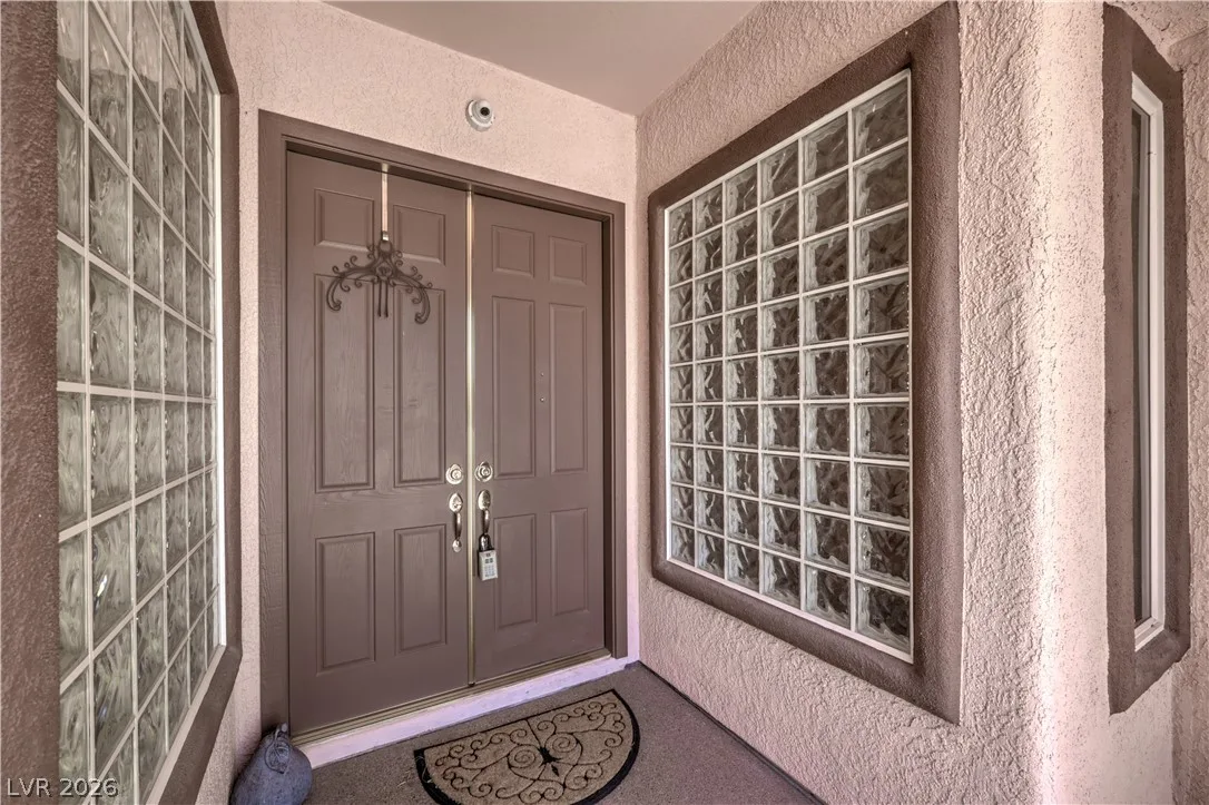 10464 Abisso Drive — photo 5