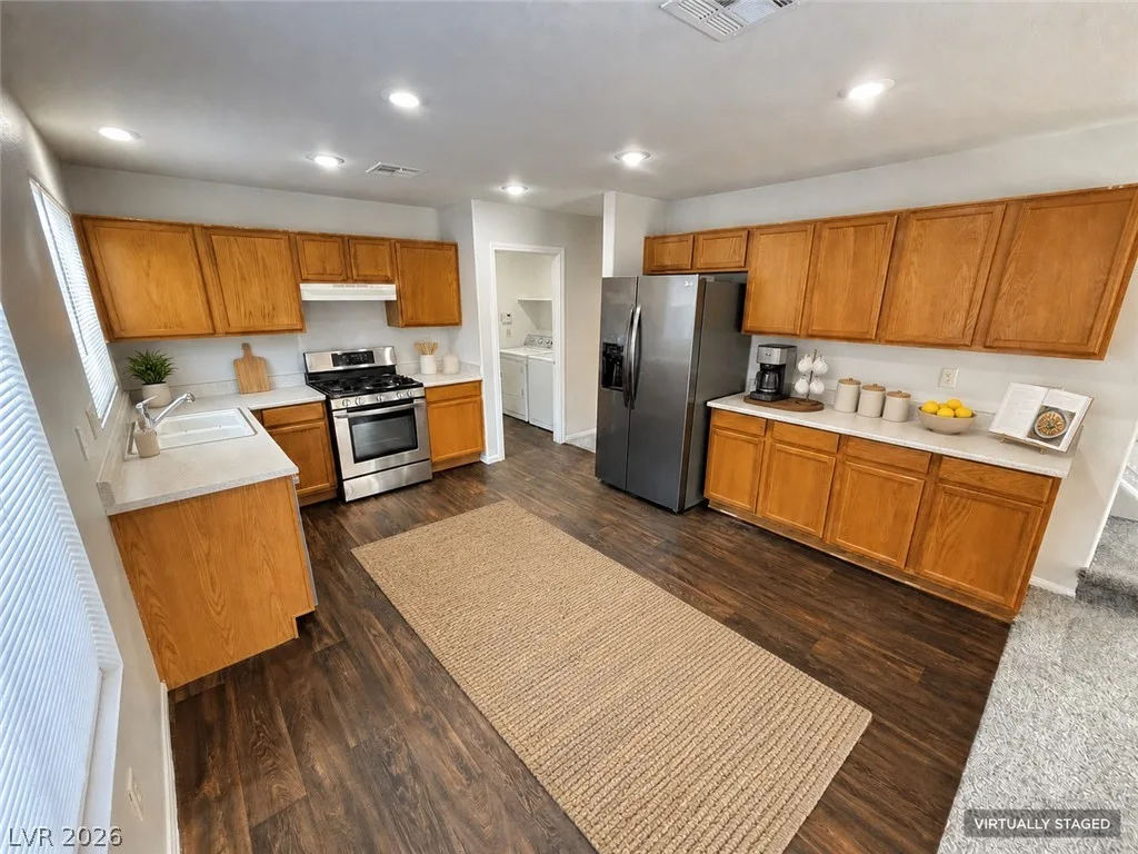 3237 Little Stream Street — photo 4
