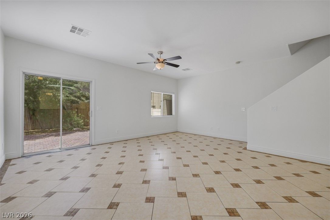5448 Stacked Chips Road 103 — photo 4 of 38