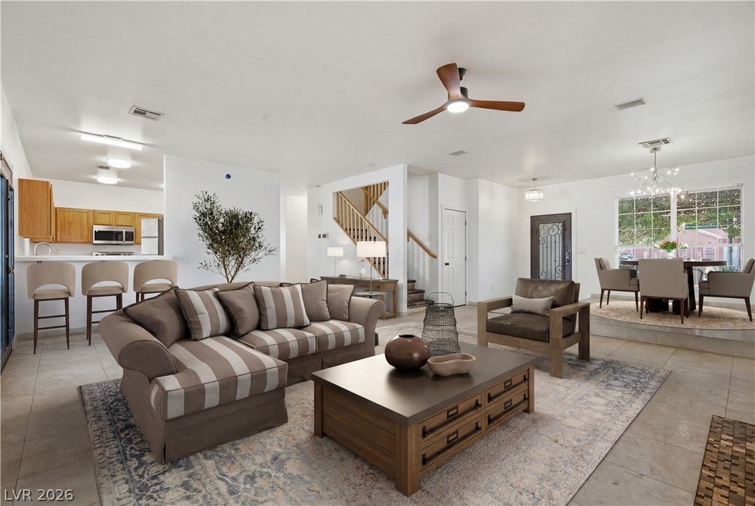 5936 Royal Castle Lane — photo 3