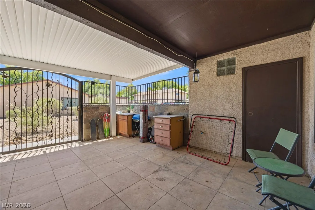 5017 Village Drive — photo 3