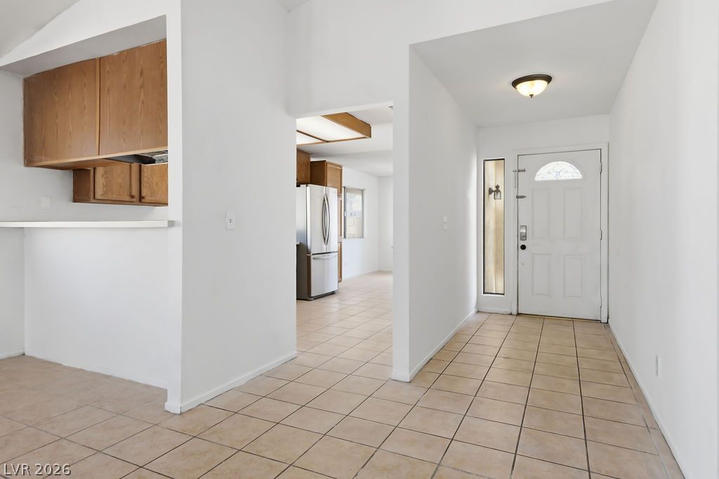 3118 Blossom Glen Drive — photo 4 of 29