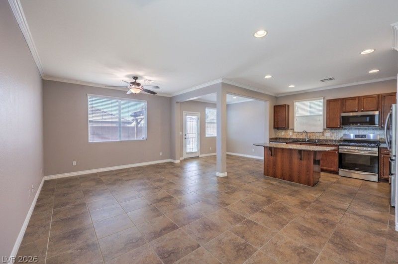 10753 Dobbs Avenue — photo 4