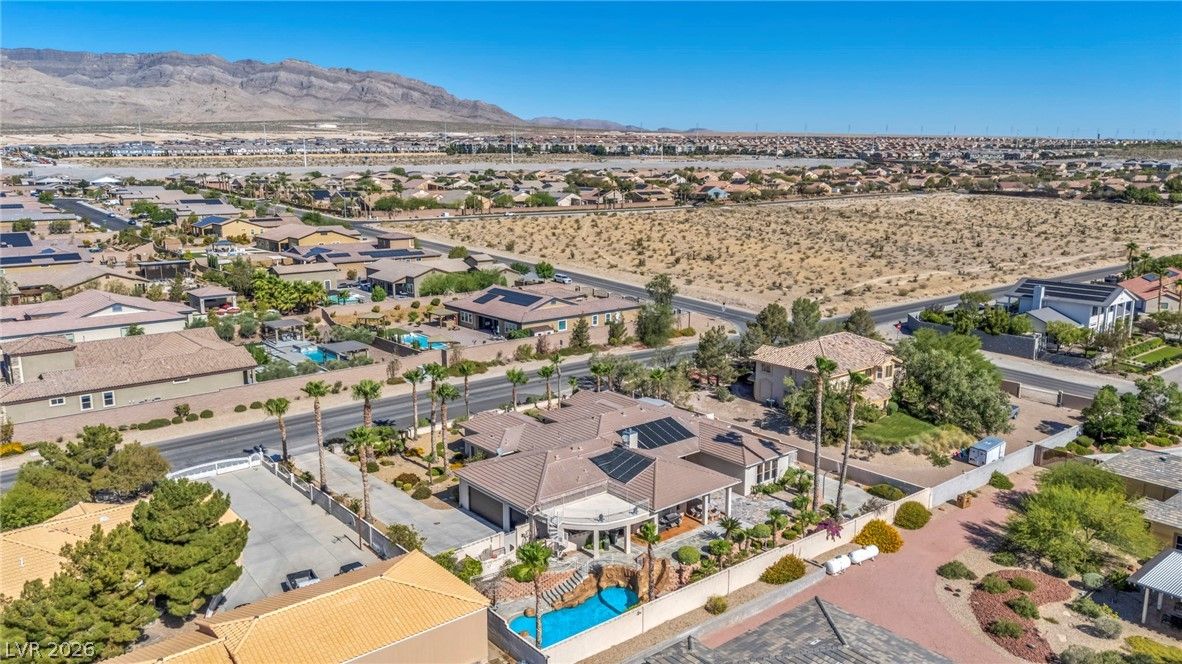 5960 Michelli Crest Way — photo 4