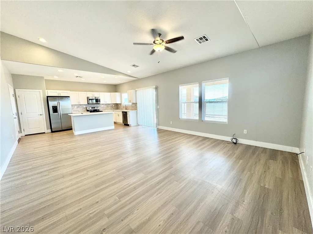 2080 South Highland Avenue — photo 4