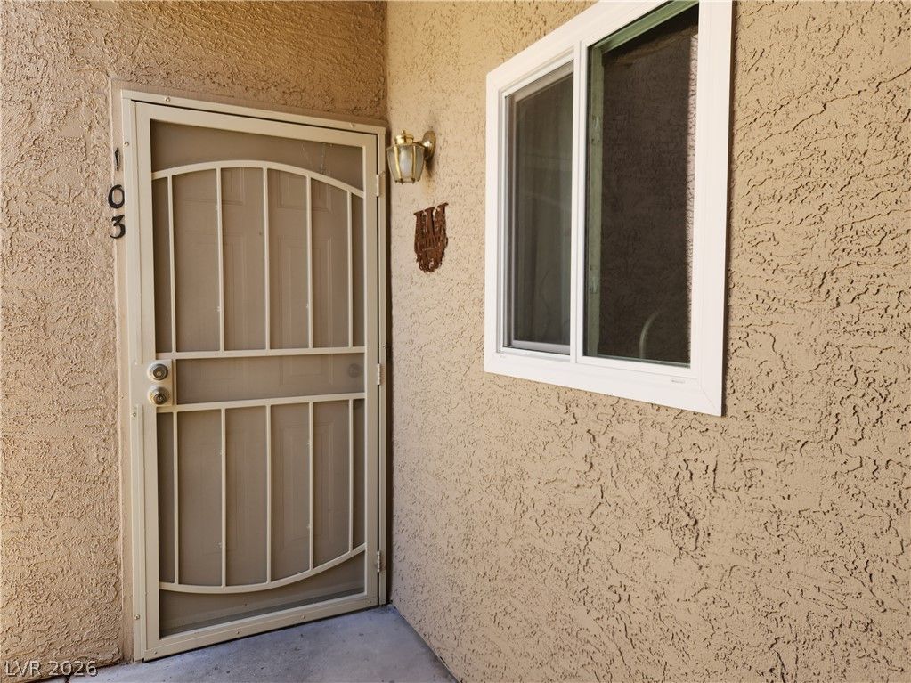 2171 Bay Club Drive 103 — photo 4 of 19