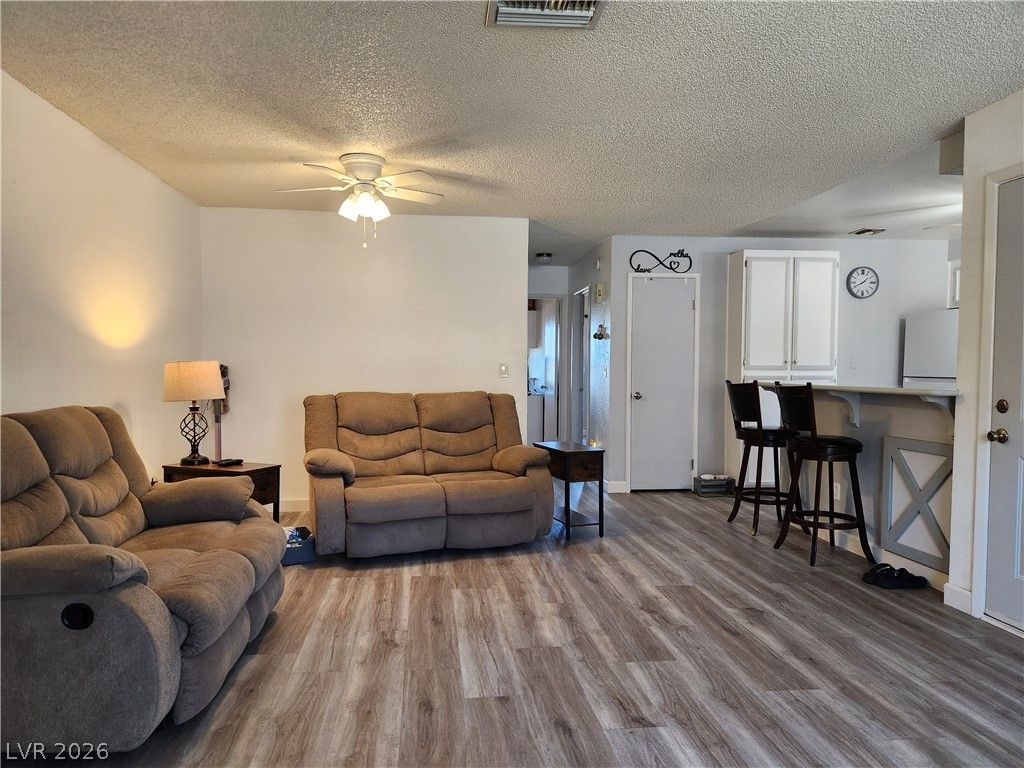2171 Bay Club Drive 103 — photo 5 of 19